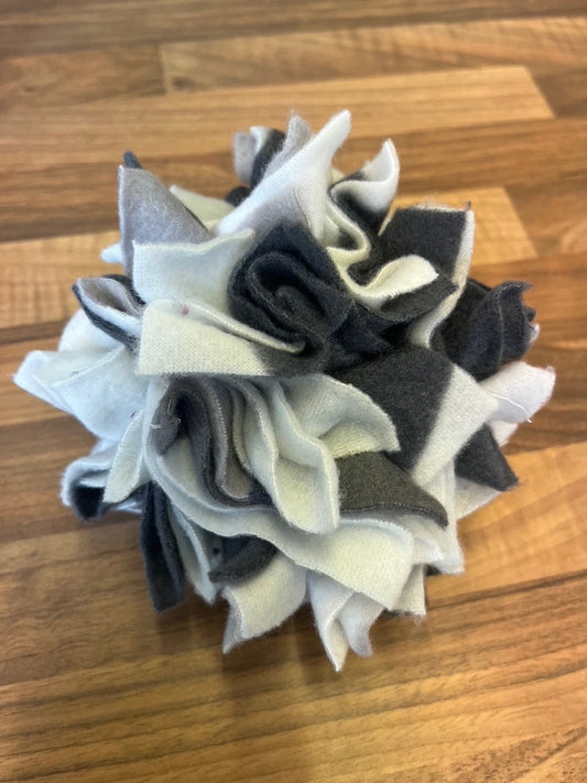 Dog Snuffle Ball (small)